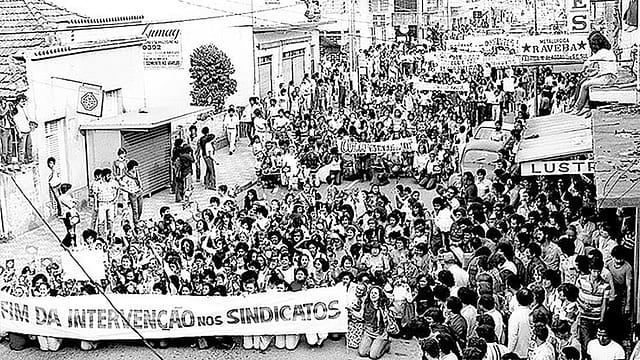 Lutar e resistir Contra os Ataques dos Patrões e Governos