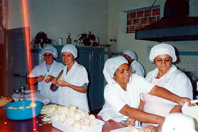 Set./2002: Cooperativa "Prato Cheio" em Campinas - SP